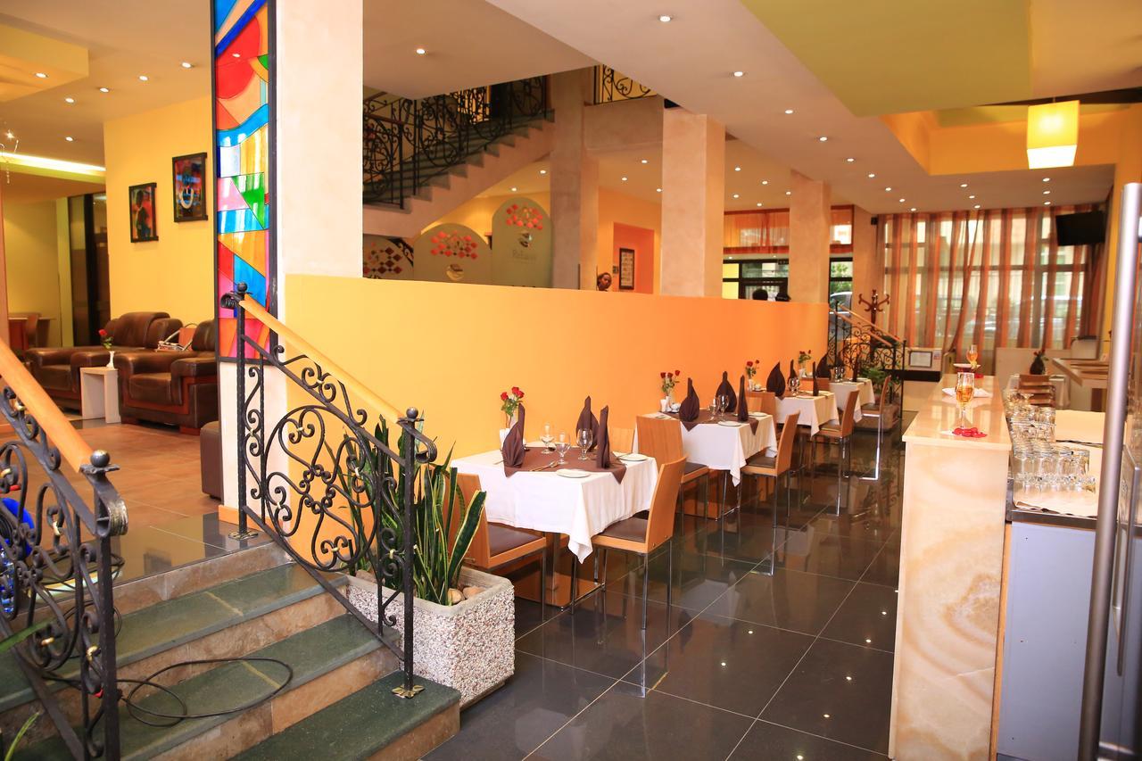 Reliance Hotel Apartment Αντίς Αμπέμπα Εξωτερικό φωτογραφία